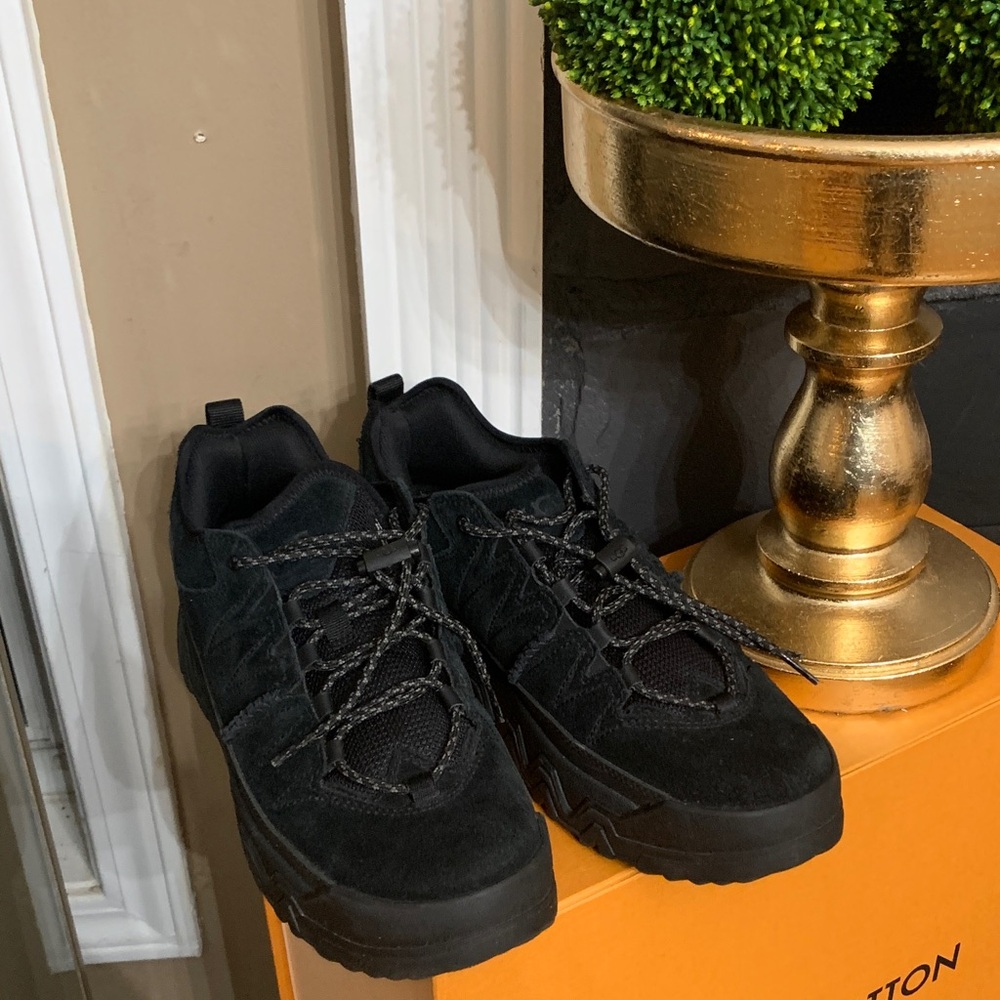 🥾 UGG Black Men's Shoes